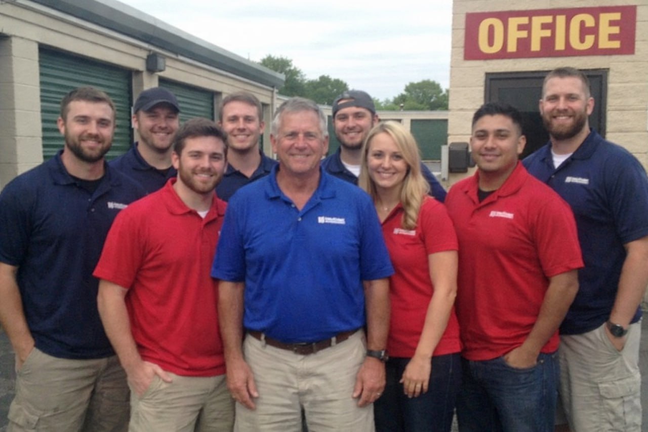 Water damage restoration professionals in Palatine, IL